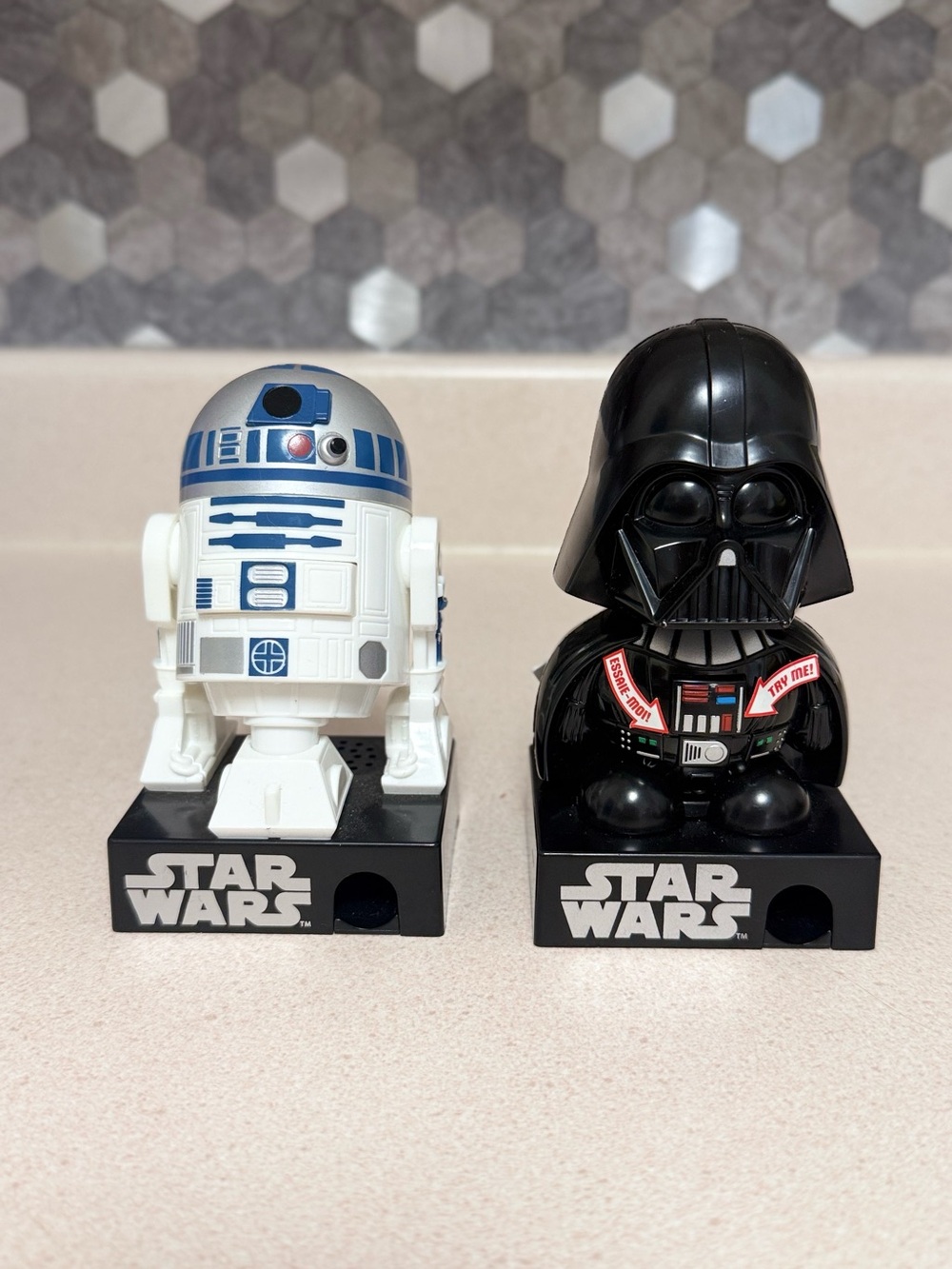 Star Wars R2-D2 & Darth Vader (Sealed) M&M’s Chocolate Dispenser w/ Sound Fx